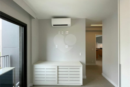 Apartamento à venda com 2 suítes em Pinheiros, São Paulo, SP