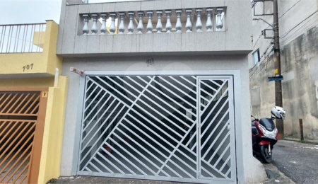 Casa à venda com 3 quartos, sendo 1 suíte, em Vila Gustavo, São Paulo, SP