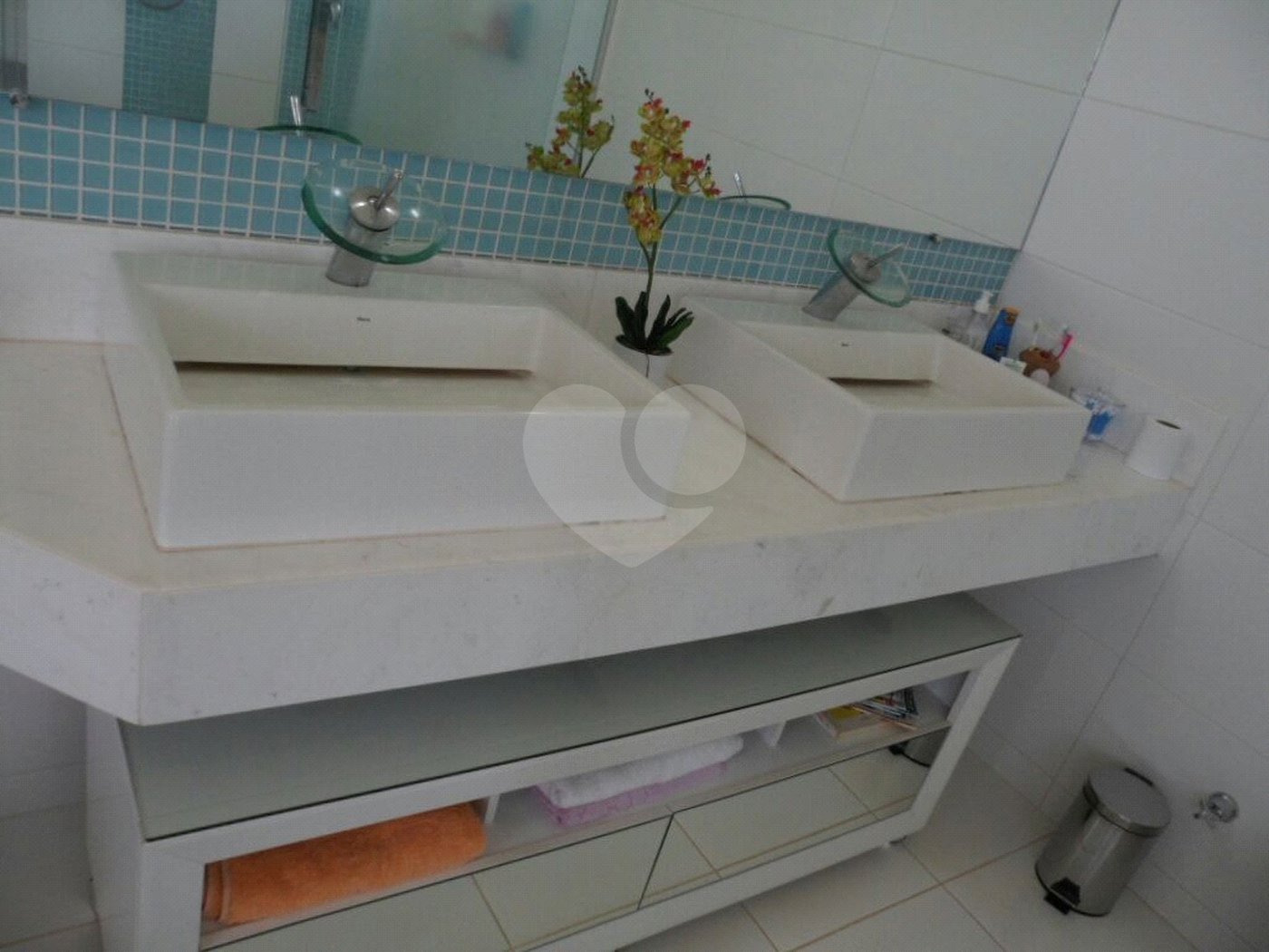 Casa à venda com 4 quartos, sendo 2 suítes, em Pinhal, Jarinu, SP