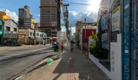 Casa Térrea à venda com 1 quarto em Pinheiros, São Paulo, SP