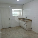 Casa à venda com 4 quartos, sendo 1 suíte, em Vila Rosa, Itapetininga, SP