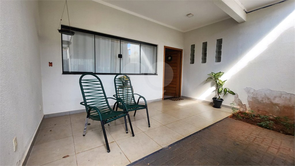 Casa à venda com 3 quartos, sendo 1 suíte,  em Cidade Jardim, Araraquara, SP