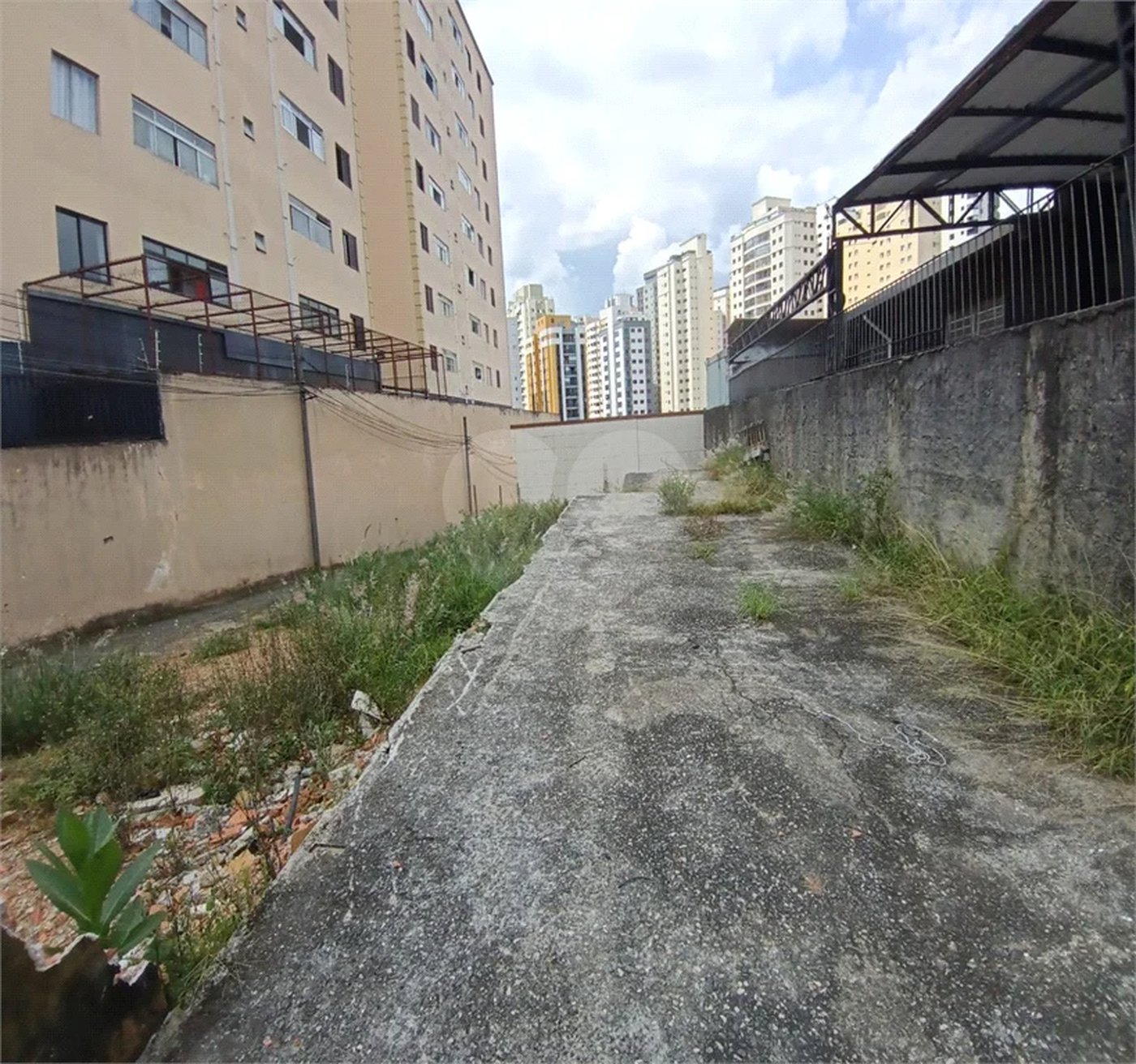 Terreno à venda em Chora Menino, São Paulo, SP