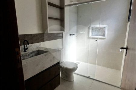 Casa à venda com 3 quartos, sendo 1 suíte,  no condomínio Village Moutonnée, Salto - SP
