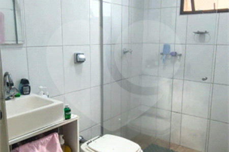 Sobrado à venda com 3 quartos, sendo 1 suíte, em Vila Libanesa, São Paulo, SP
