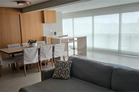Apartamento à venda com 3 suítes em Mirandópolis, São Paulo, SP