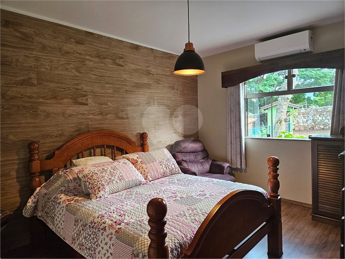 Casa à venda com 4 quartos, sendo 3 suítes, em Jardim Tapajós, Atibaia, SP
