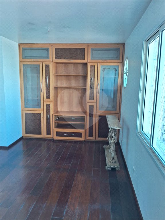 Apartamento à venda com 3 quartos, sendo 1 suíte, em Vila Mariana, São Paulo, SP