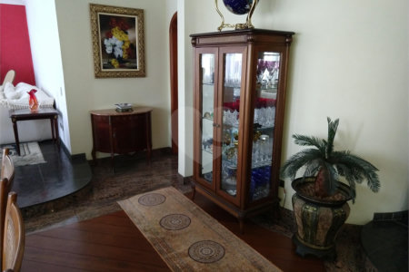 Casa à venda com 3 quartos, sendo 1 suíte,  em Jardim Brasil (zona Sul), São Paulo, SP