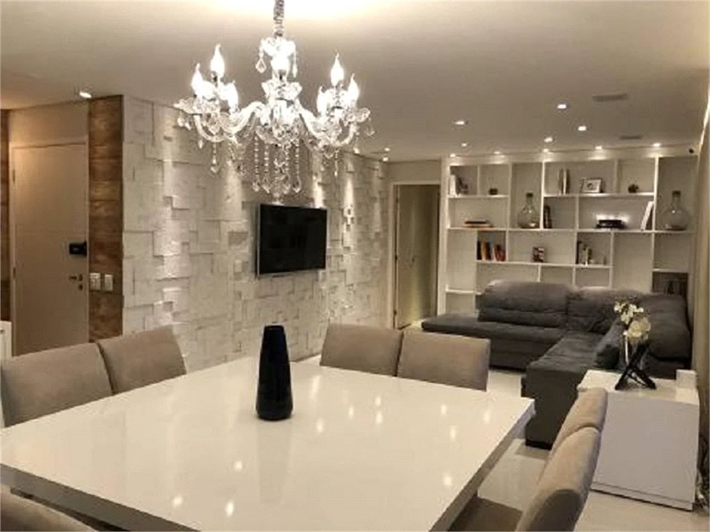 Apartamento à venda com 3 quartos, sendo 2 suítes,  em Vila Andrade, São Paulo, SP