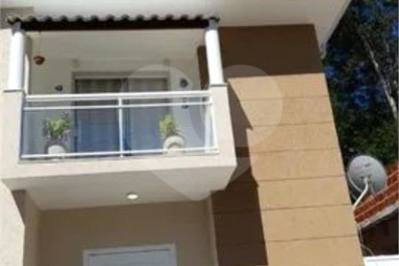 Casa à venda com 4 quartos, sendo 1 suíte, no condomínio River Plate, Rio de Janeiro - RJ