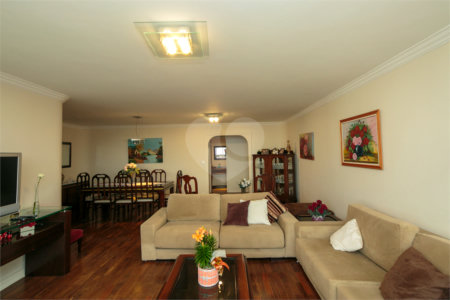 Apartamento à venda com 4 quartos, sendo 1 suíte, em Alto da Boa Vista, São Paulo, SP
