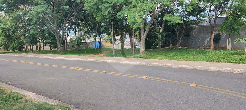 Casa Térrea à venda com 3 quartos, sendo 2 suítes, em Jardim Jaraguá, Atibaia, SP