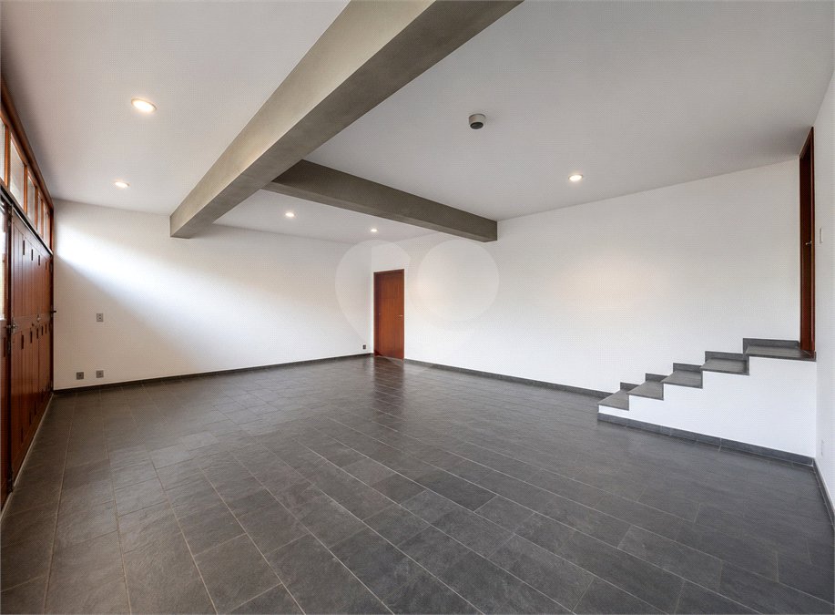 Casa à venda ou para alugar com 4 quartos, sendo 3 suítes, no Centro, Itapetininga, SP