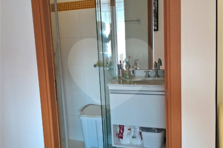 Apartamento à venda com 2 quartos, sendo 1 suíte,  no Centro, Mogi das Cruzes, SP