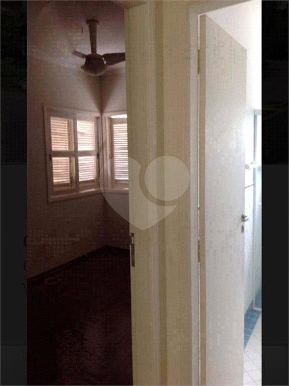 Casa à venda com 4 quartos, sendo 2 suítes, no condomínio Bosque de Grevilea, Vinhedo - SP