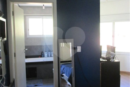 Casa à venda com 6 suítes no condomínio Jardim Primavera, Louveira - SP