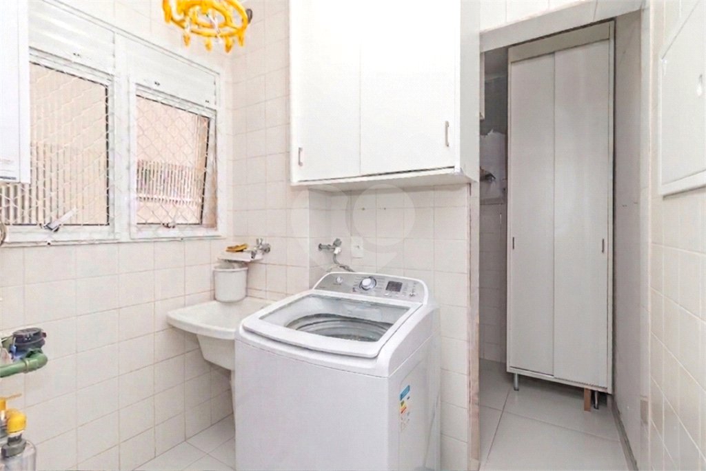 Apartamento à venda com 3 quartos, sendo 1 suíte, em Vila Sofia, São Paulo, SP