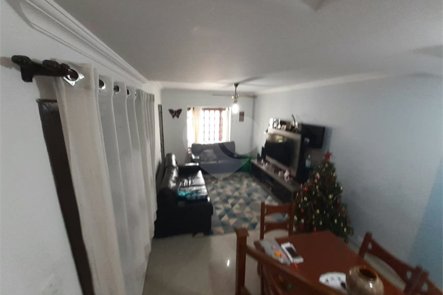 Sobrado à venda com 3 quartos, sendo 1 suíte, em Vila Maria Alta, São Paulo, SP