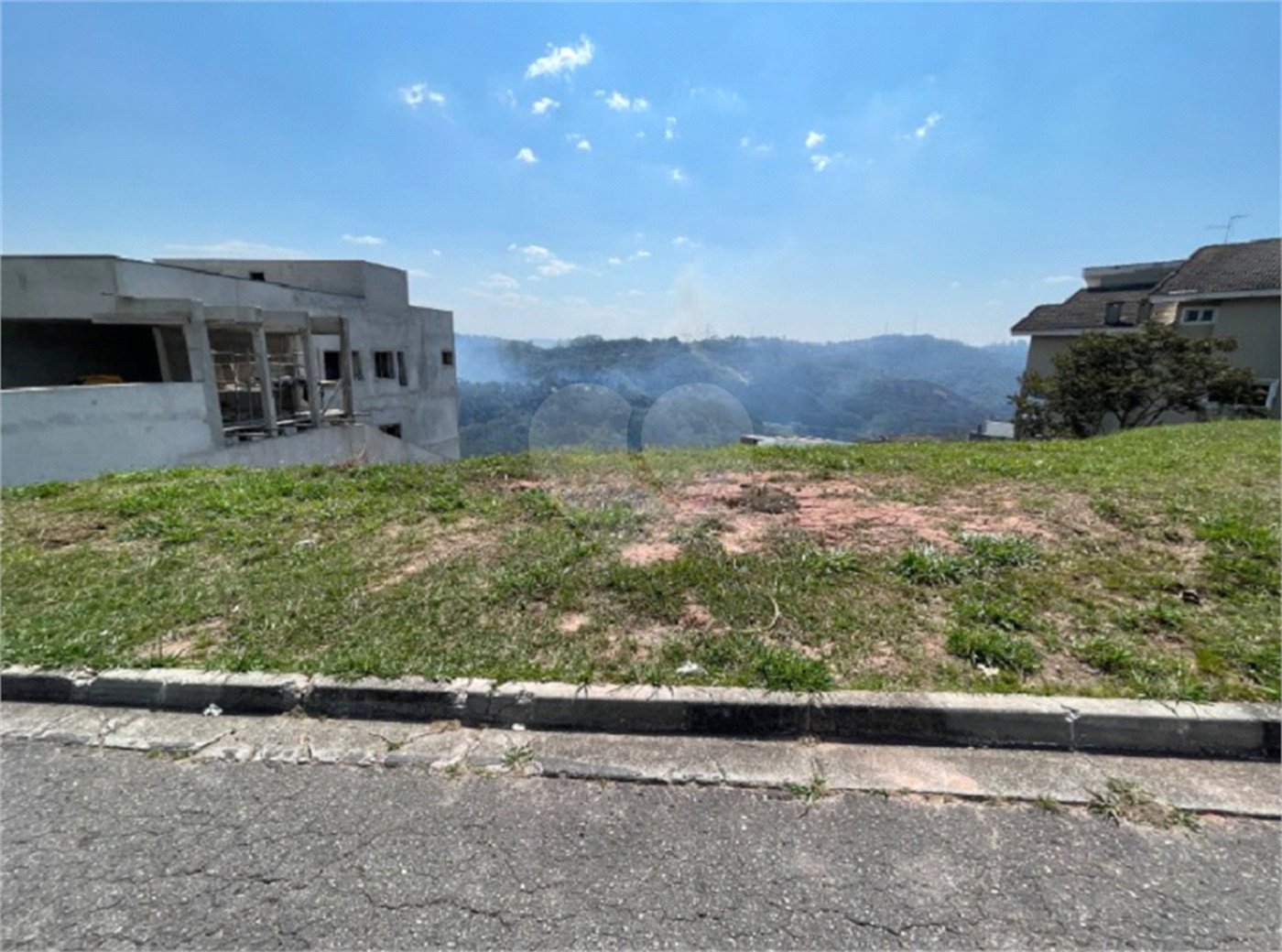 Terreno à venda no condomínio Arujá Hills Iii, Arujá - SP