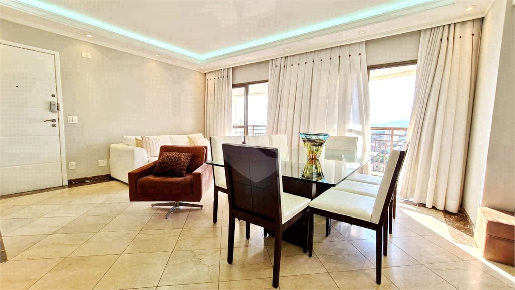 Apartamento à venda com 3 suítes em Santa Terezinha, São Paulo, SP