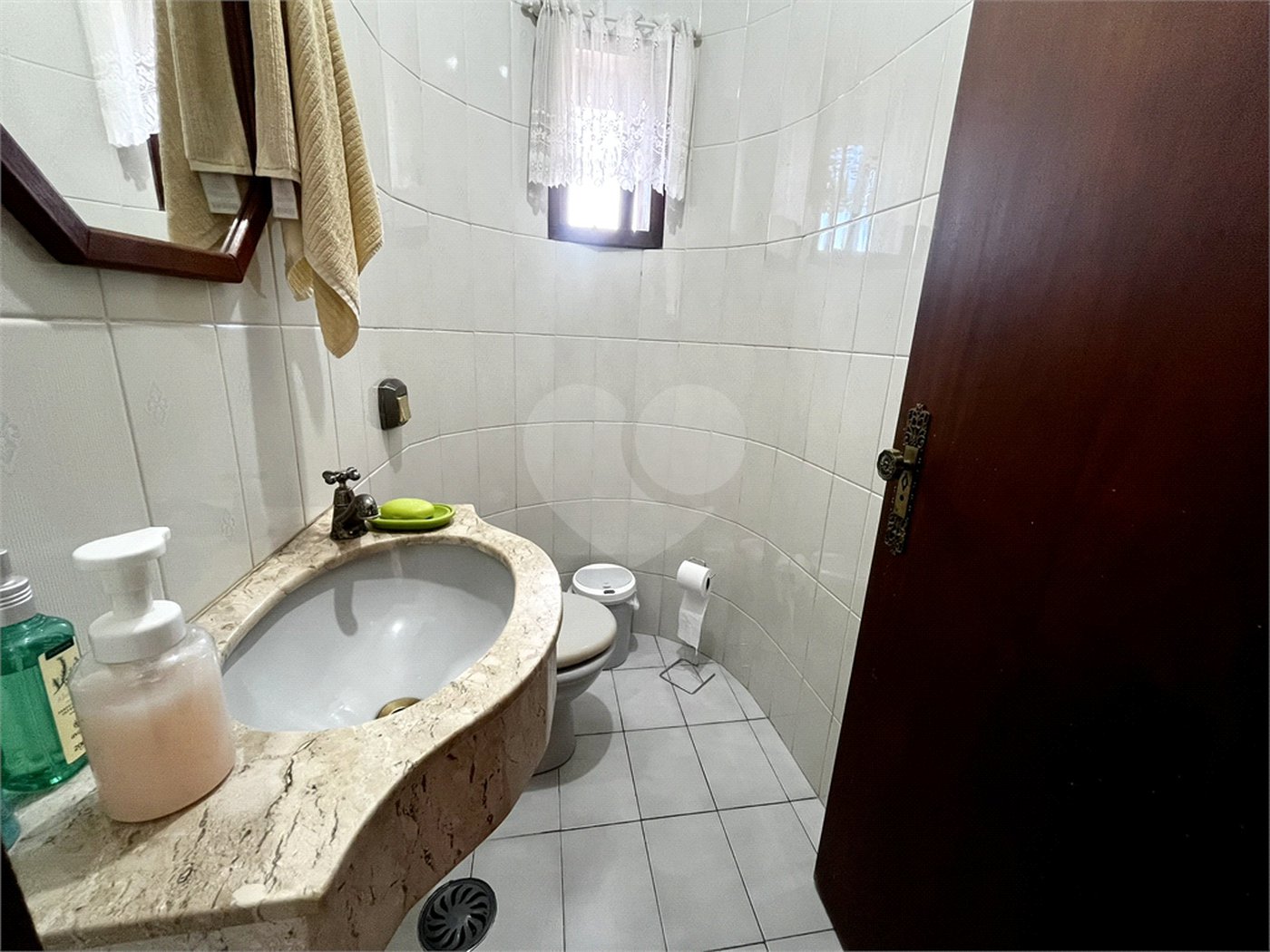 Casa à venda com 5 quartos, sendo 1 suíte,  em Vila Rosa, Itapetininga, SP