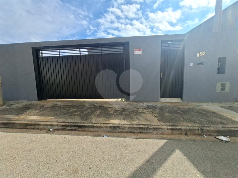 Casa à venda com 2 quartos em Jardim Bela Vista, Itapetininga, SP