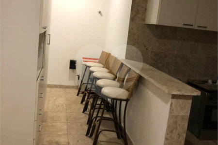 Casa em condomínio à venda com 4 quartos, sendo 6 suítes, em Fazenda Morumbi, São Paulo, SP