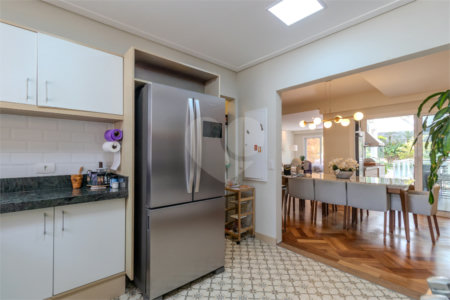 Casa à venda com 5 quartos, sendo 3 suítes, no condomínio Boulevard Saint Michael, São Paulo - SP