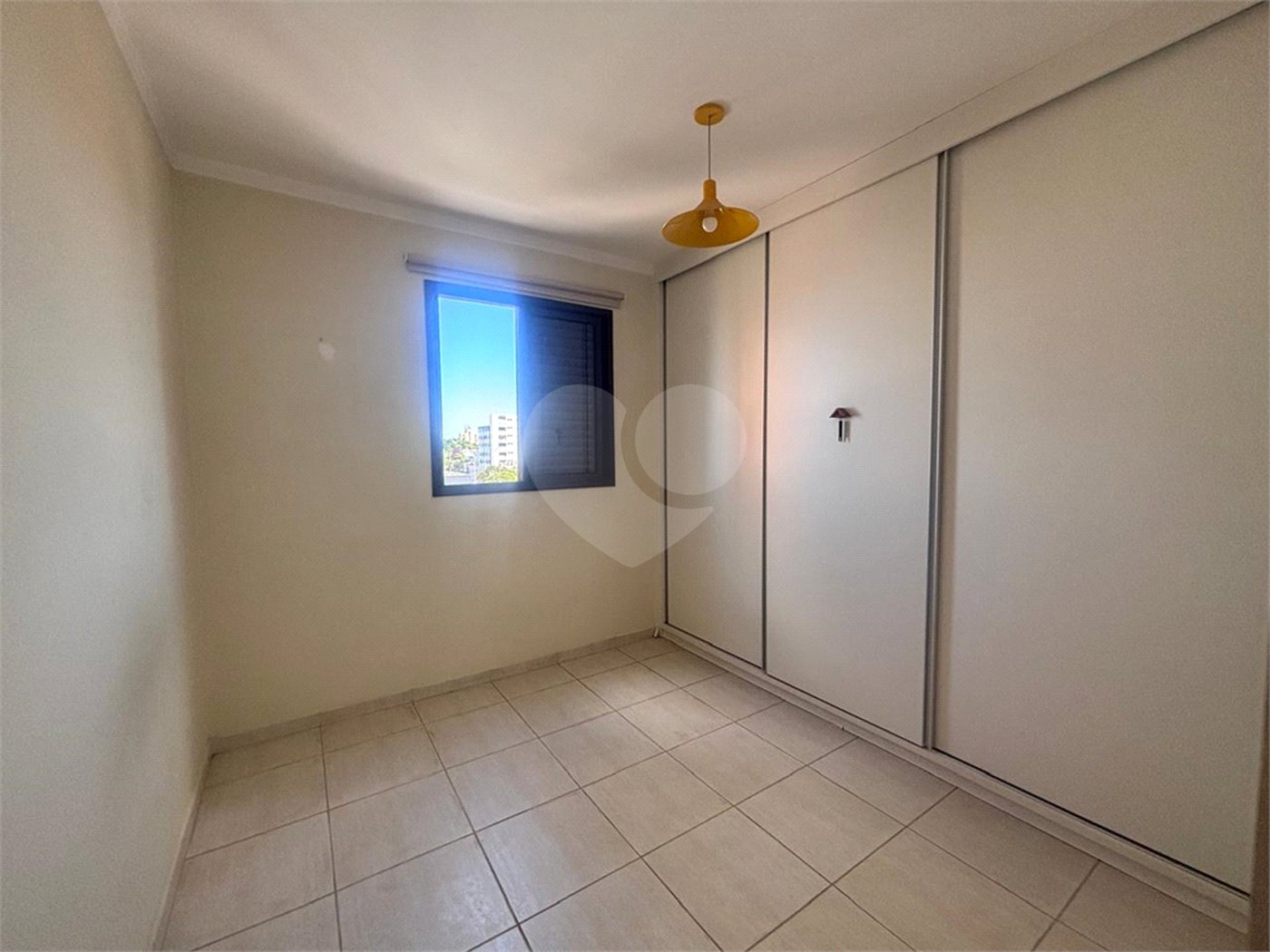 Apartamento à venda com 3 quartos, sendo 1 suíte,  em Vila Independência, Sorocaba, SP