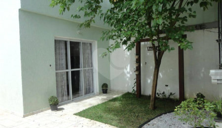 Sobrado à venda com 2 quartos em Chácara Monte Alegre, São Paulo, SP