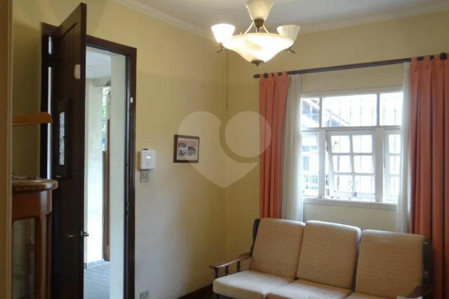 Casa Térrea à venda com 3 quartos em Pinheiros, São Paulo, SP