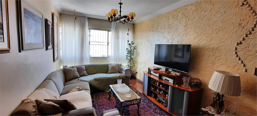 Apartamento à venda com 3 quartos, sendo 1 suíte,  em Sumarezinho, São Paulo, SP