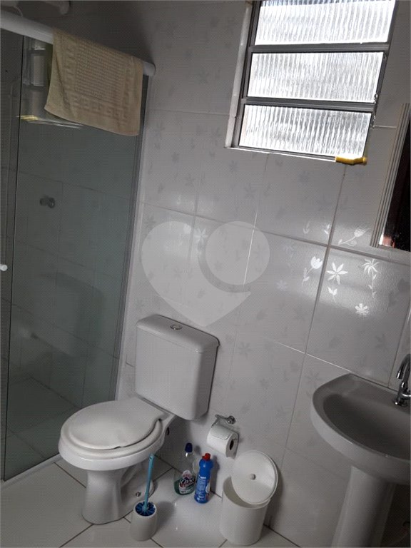 Chácara à venda com 8 quartos, sendo 3 suítes, no Centro, Toledo, MG