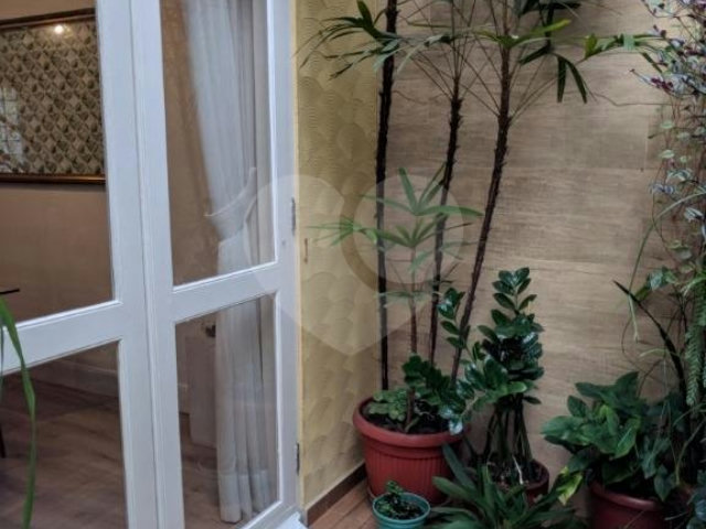 Casa à venda com 3 quartos, sendo 1 suíte,  no condomínio Village Paradise Garden, São Paulo - SP