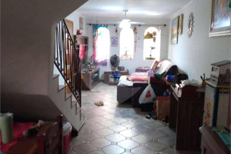 Sobrado à venda com 3 quartos, sendo 1 suíte, em Tremembé, São Paulo, SP