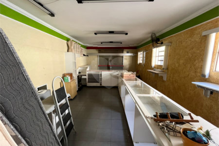 Casa á venda no Jardim Hikare