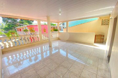 Casa à venda com 3 quartos em Campo Grande, Rio de Janeiro, RJ