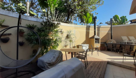 Casa à venda ou para alugar com 4 quartos, sendo 2 suítes, em City América, São Paulo, SP
