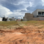 Terreno à venda no condomínio Condomíno Helena Maria, Sorocaba - SP