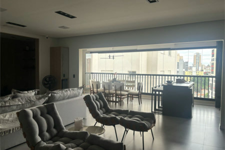 Apartamento à venda com 3 quartos, sendo 1 suíte, em Vila Paulicéia, São Paulo, SP