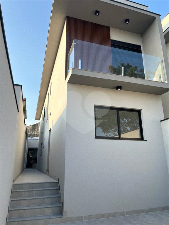 Sobrado à venda com 2 quartos, sendo 1 suíte, em Arujamérica, Arujá, SP