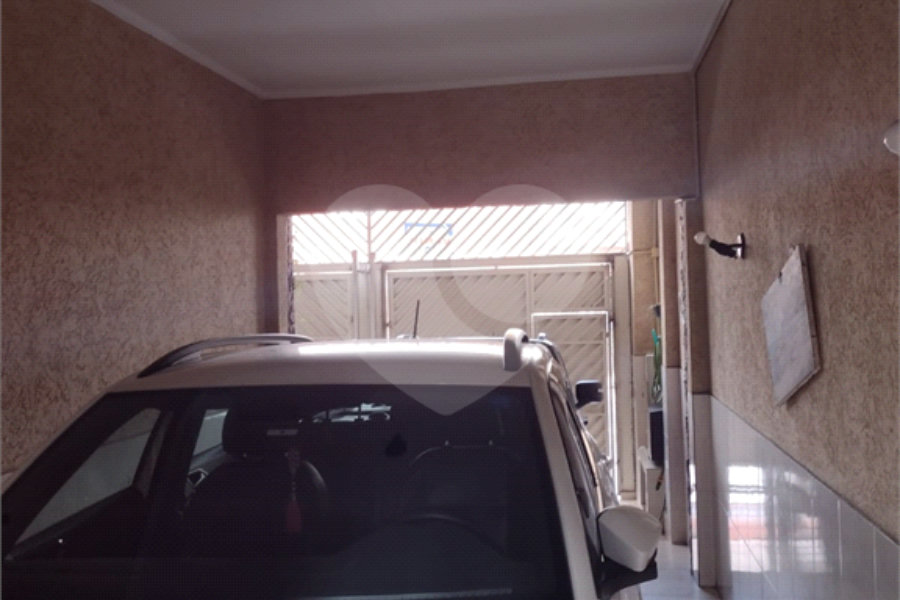 Casa à venda com 4 quartos, sendo 2 suítes, em Vila Gustavo, São Paulo, SP
