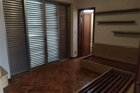 Casa à venda com 4 quartos, sendo 2 suítes, em Jardim das Vertentes, São Paulo, SP