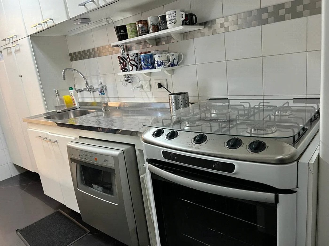 Apartamento à venda com 3 quartos, sendo 1 suíte,  em Jardim Caboré, São Paulo, SP