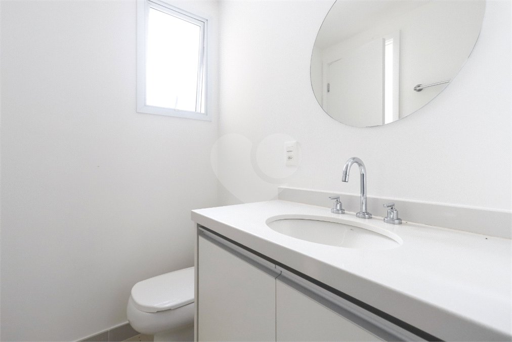 Apartamento à venda com 3 suítes em Vila Anastácio, São Paulo, SP