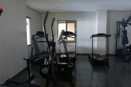Apartamento à venda com 3 quartos, sendo 1 suíte,  em Planalto Paulista, São Paulo, SP