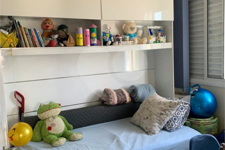Apartamento à venda com 3 quartos, sendo 1 suíte, em Parque Santana, Mogi das Cruzes, SP
