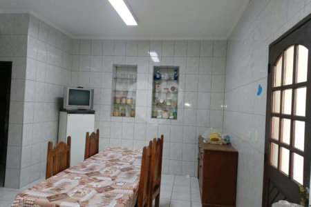 Sobrado à venda com 4 quartos, sendo 1 suíte, em Vila Rosália, Guarulhos, SP