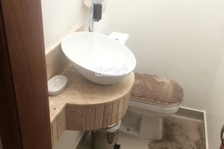 Casa à venda com 2 suítes em Nova Cerejeira, Atibaia, SP